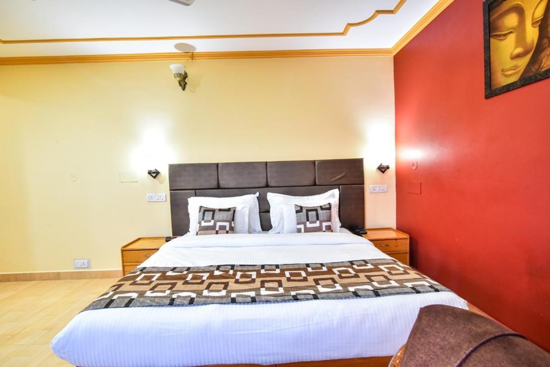 Hotel Zambala House МакЛеод Ганж Екстериор снимка